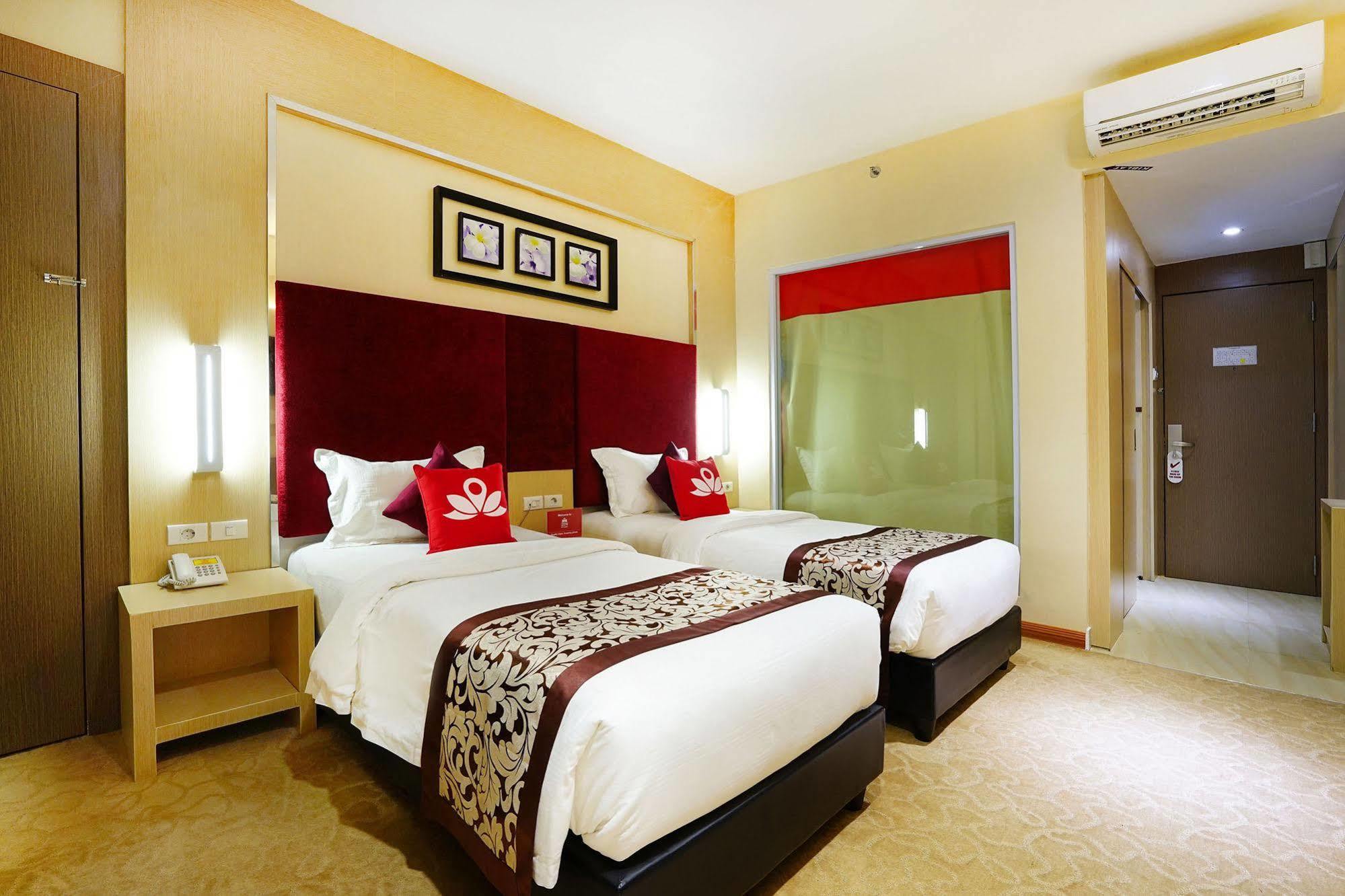 Zen Rooms Near Bcs Mall Penuin Batam المظهر الخارجي الصورة
