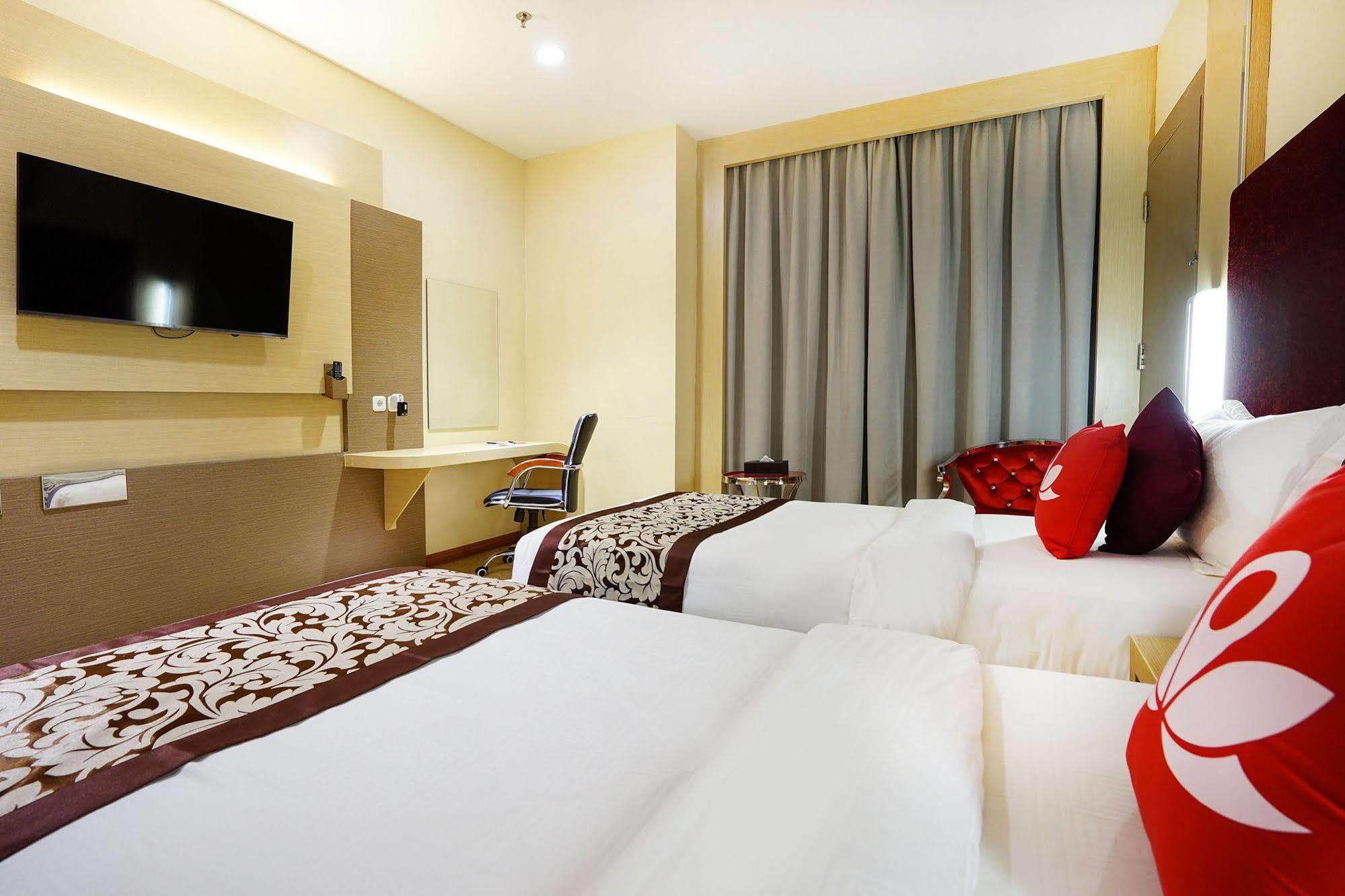 Zen Rooms Near Bcs Mall Penuin Batam المظهر الخارجي الصورة