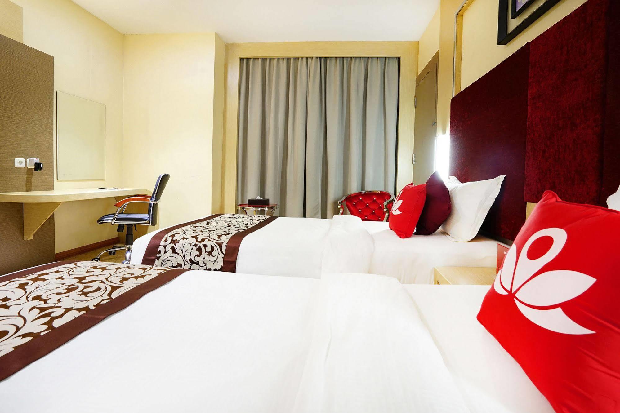 Zen Rooms Near Bcs Mall Penuin Batam المظهر الخارجي الصورة