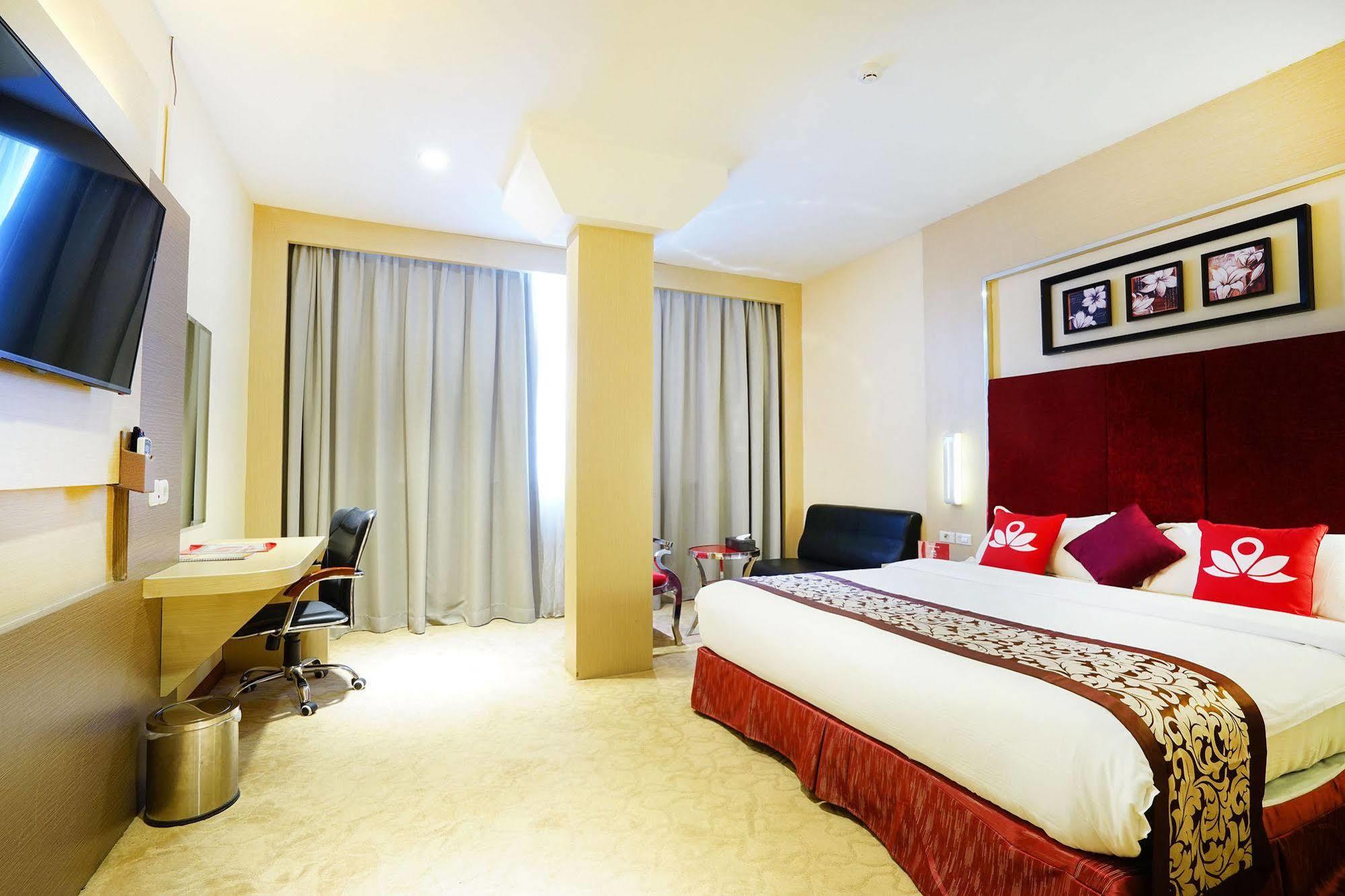 Zen Rooms Near Bcs Mall Penuin Batam المظهر الخارجي الصورة