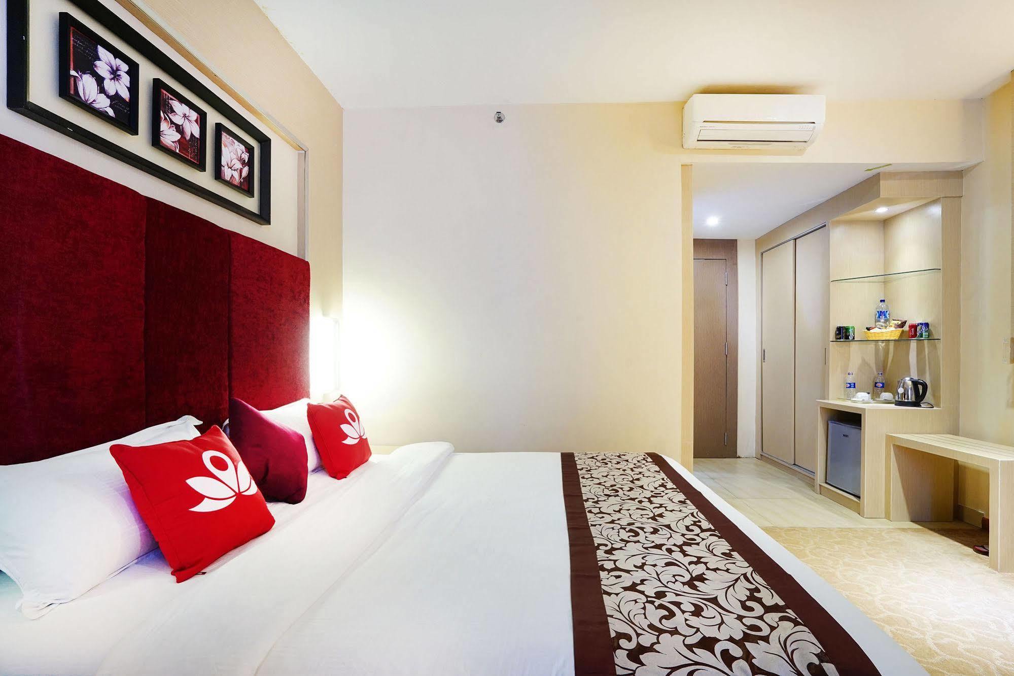 Zen Rooms Near Bcs Mall Penuin Batam المظهر الخارجي الصورة
